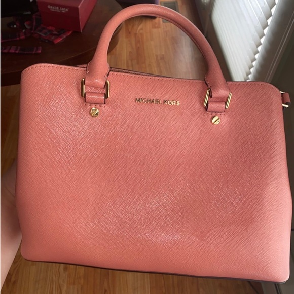 Michael kors satchel medium size - Picture 1 of 8